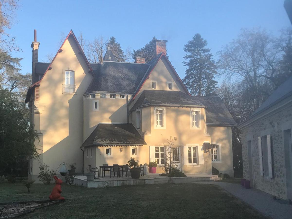 Chateau De La Coudraie Et La Petite Coudraie Changé Exterior photo