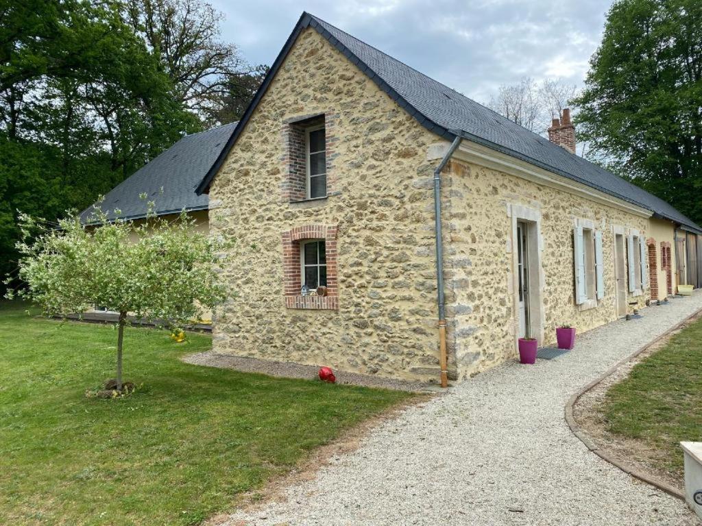 Chateau De La Coudraie Et La Petite Coudraie Changé Exterior photo